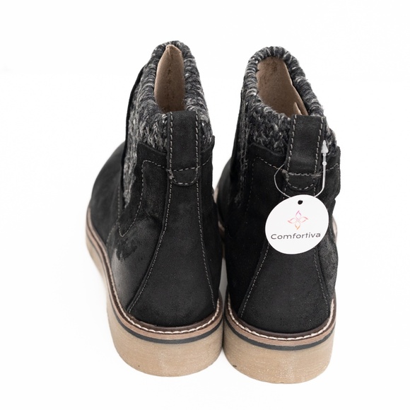 Comfortiva - Ottawa Suede Ankle Booties – Black - Picture 3 of 10